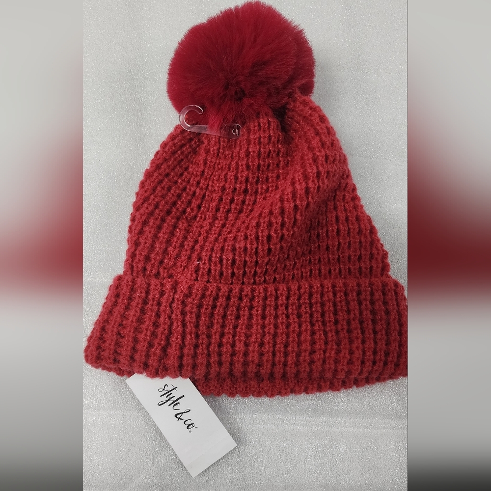 Style & Co Women's Red Faux-Fur Pom Pom  Beanie